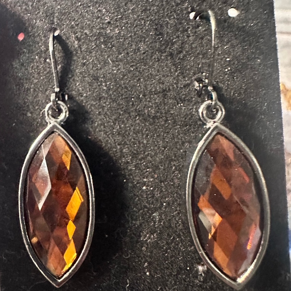 Signed Joan Rivers Brown Marquise Earrings with Faceted Stones - Picture 1 of 2
